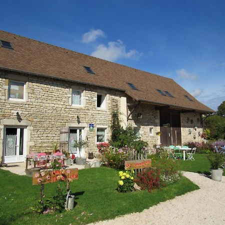 Chambres D'Hotes Les Arondelles Virey-le-Grand エクステリア 写真